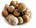 Natural Light Brown Solid dried whole nutmeg
