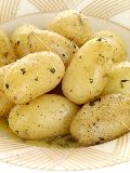 Crop fresh potatoes