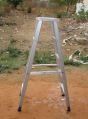 aluminum self supporting ladder