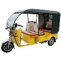 Available In Different Colors 750W battery operated e rickshaw
